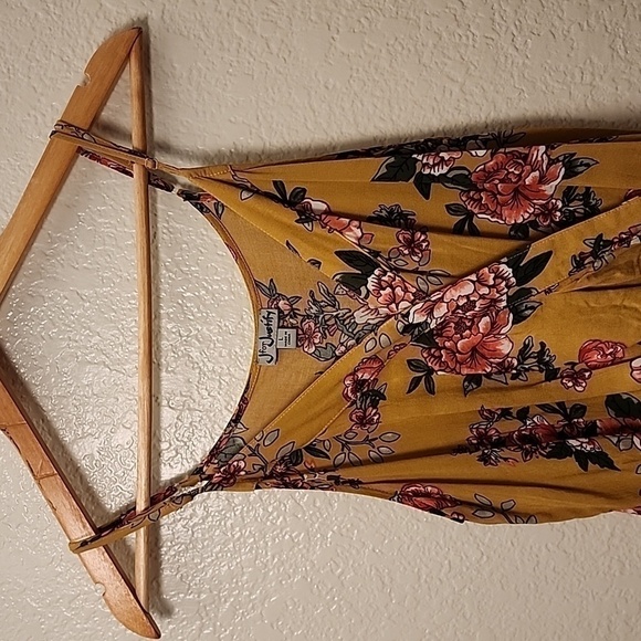 J for Justify Floral Ruffled Romper - Picture 2 of 9